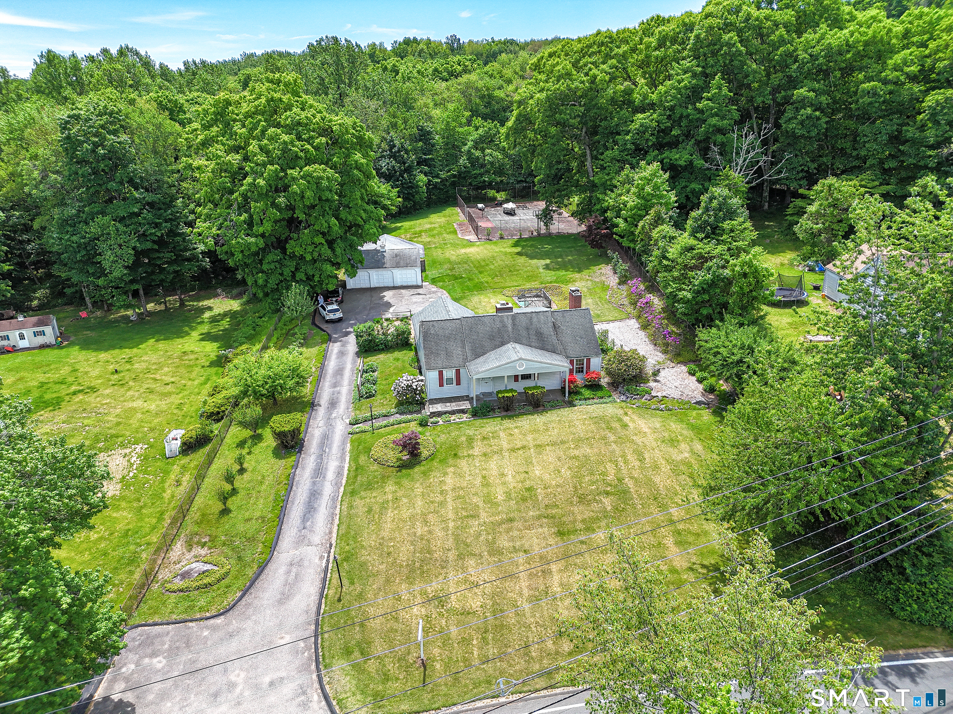 44 Summit Road Prospect, CT 06712 - Photo 39 of 40 a view of an outdoor space