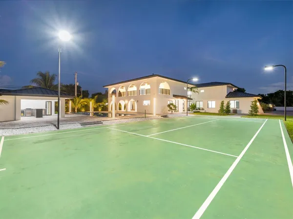 $5,499,000 | 10201 Southwest 64th Street, Miami, FL 33173