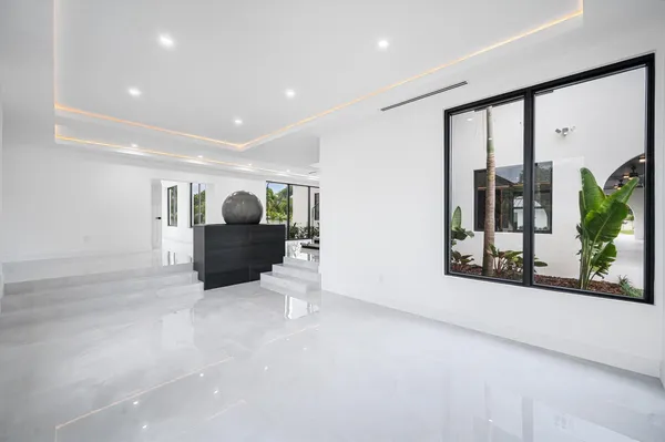$5,499,000 | 10201 Southwest 64th Street, Miami, FL 33173