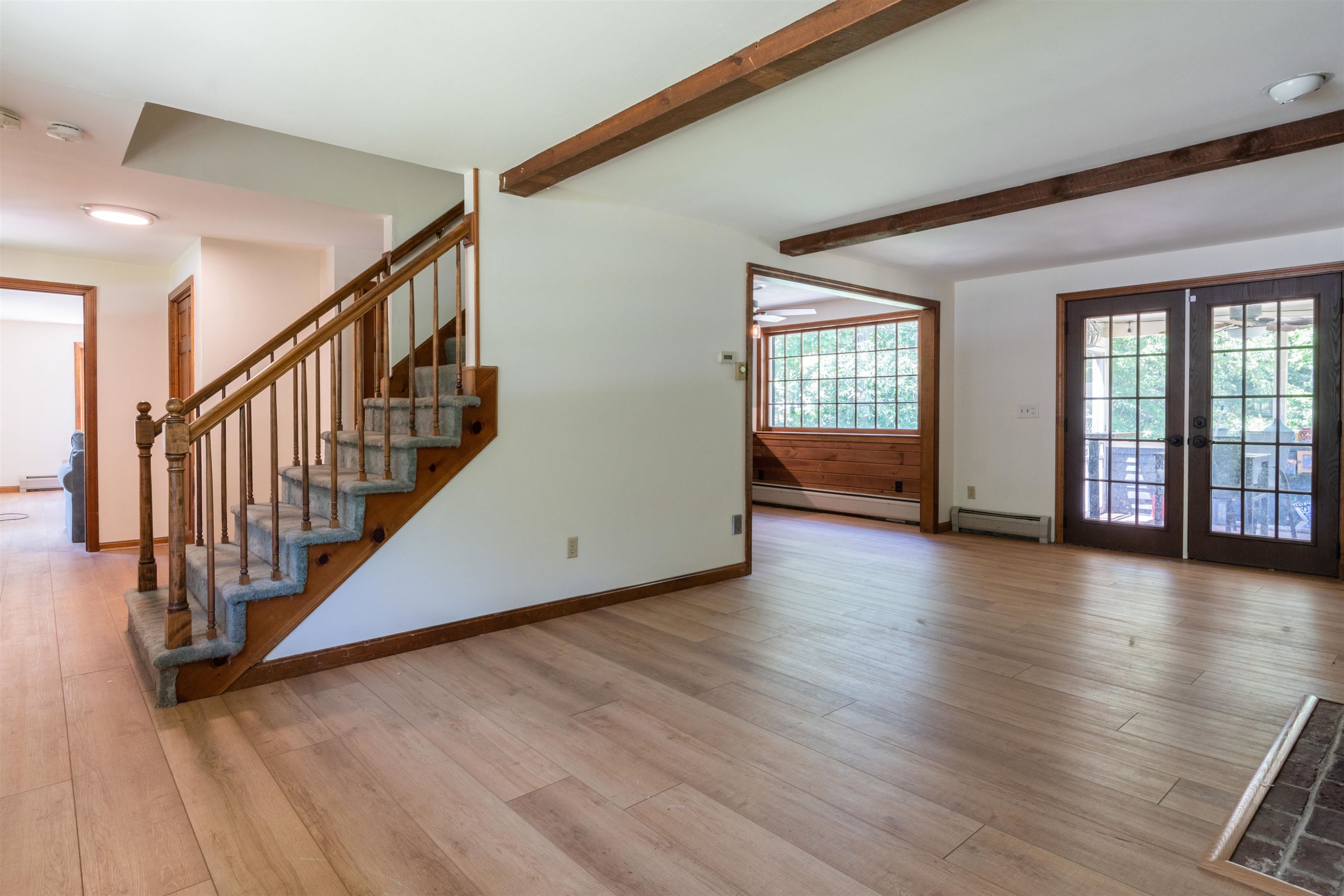 2 Ballard Road Derry, NH 03038 - Photo 8 of 27