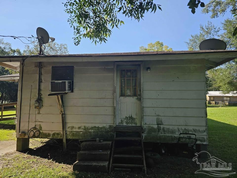 201 Sheppard Street Cantonment, FL 32533 - Photo 9 of 13