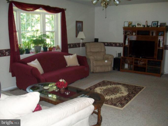 31430 Chesterville Bridge Road Millington, MD 21651 - Photo 12 of 14 Living Room