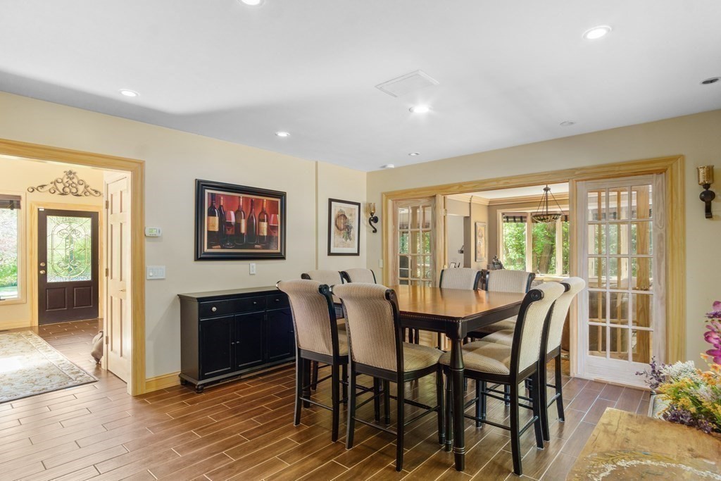 22 Columbine Road Rehoboth, MA 02769 - Photo 8 of 37 Gallery Image 8