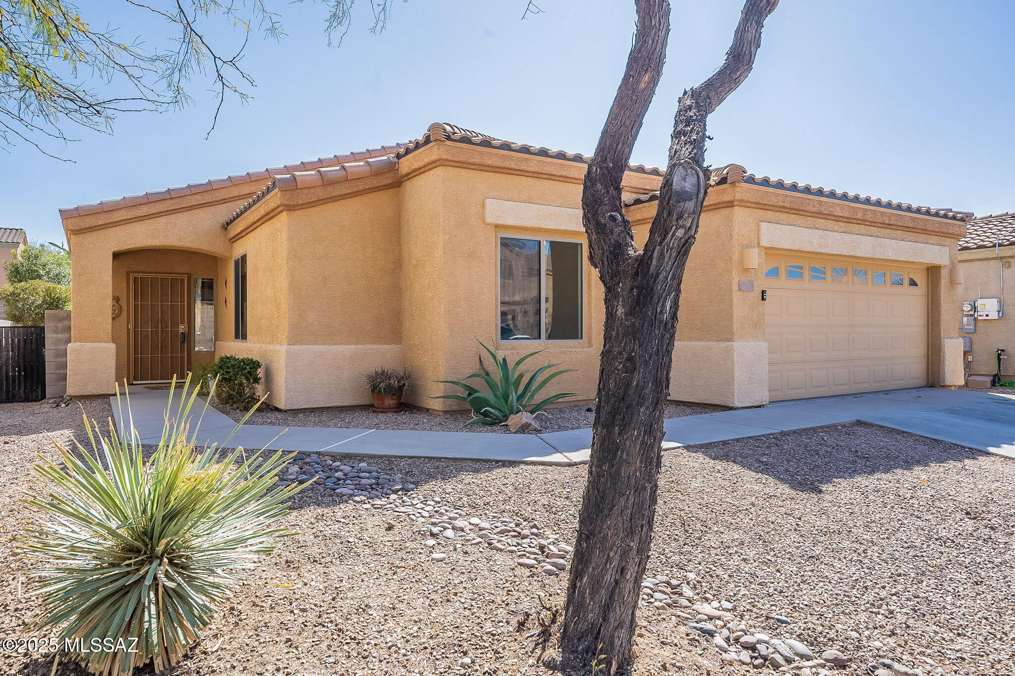 6600 East Wrigley Way Tucson, AZ 85756 - Photo 1 of 37 Gallery Image 1