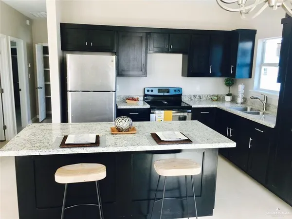 $1,100 | 1410 Coyote Street, Edinburg, TX 78541