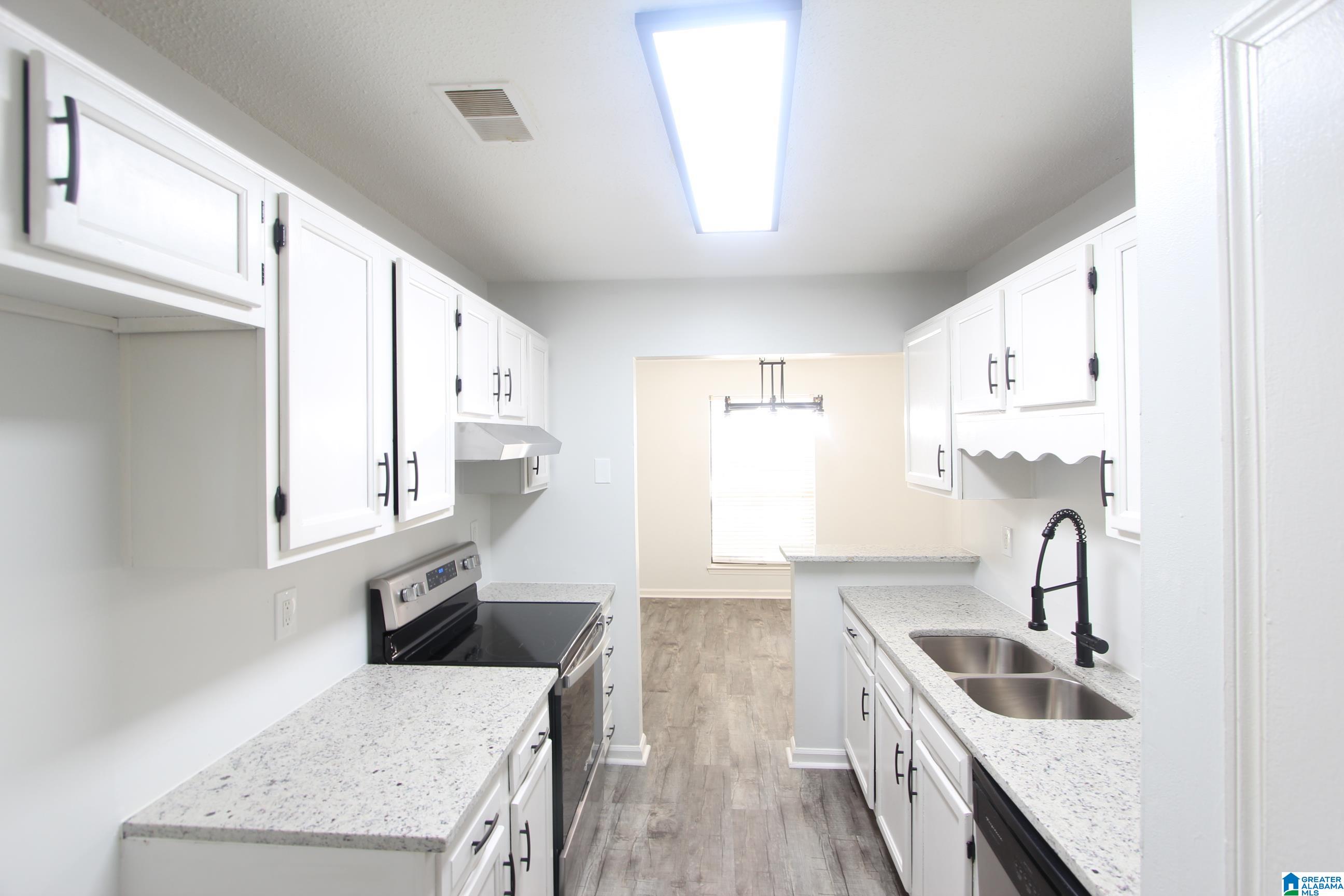 6123 Crest Green Road, Unit 6123 Birmingham, AL 35212 - Photo 5 of 16