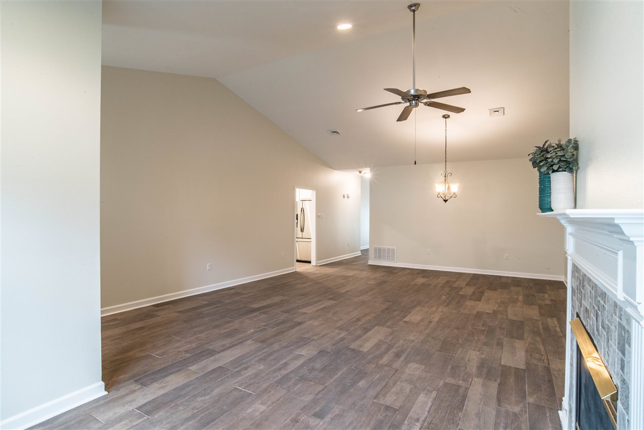 920 Plantation Boulevard, Unit 4 Fairhope, AL 36532 - Photo 5 of 17