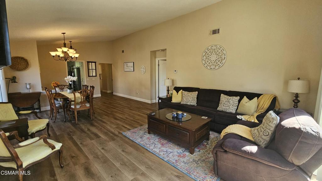 14640 Marymount Street Moorpark, CA 93021 - Photo 7 of 33