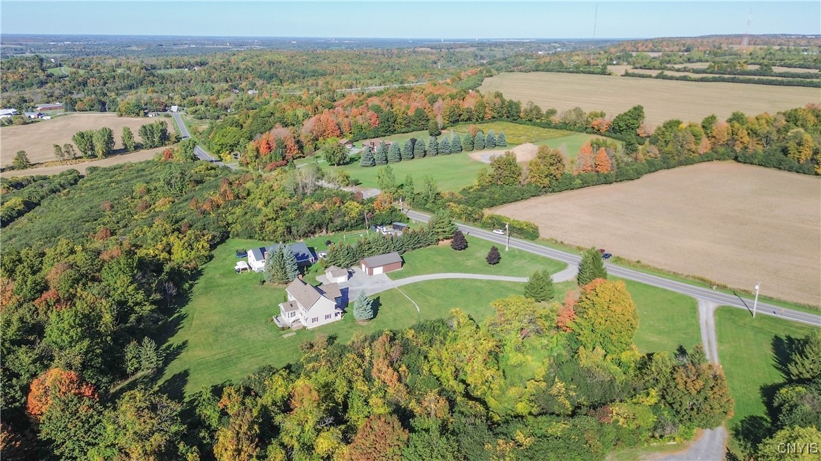 25814 Middle Road Watertown Town, NY 13601 - Photo 18 of 49