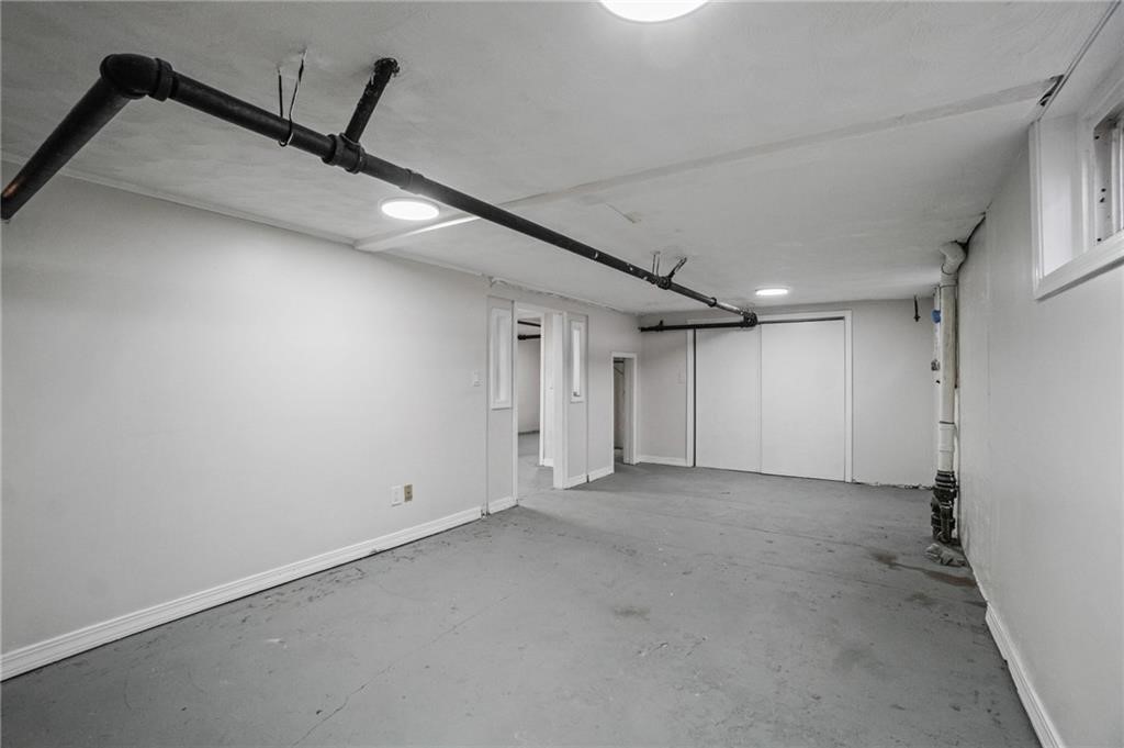 293 Webster Avenue Cranston, RI 02909 - Photo 20 of 25