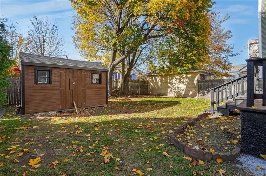 293 Webster Avenue Cranston, RI 02909 - Photo 24 of 25