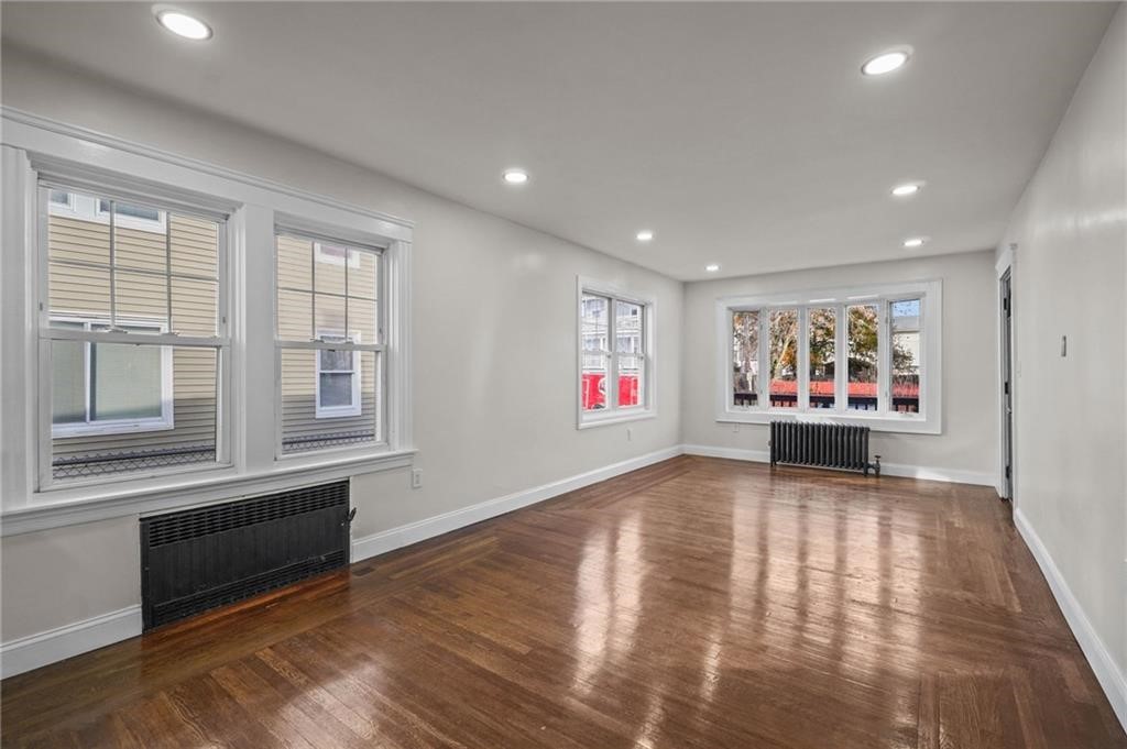 293 Webster Avenue Cranston, RI 02909 - Photo 6 of 25