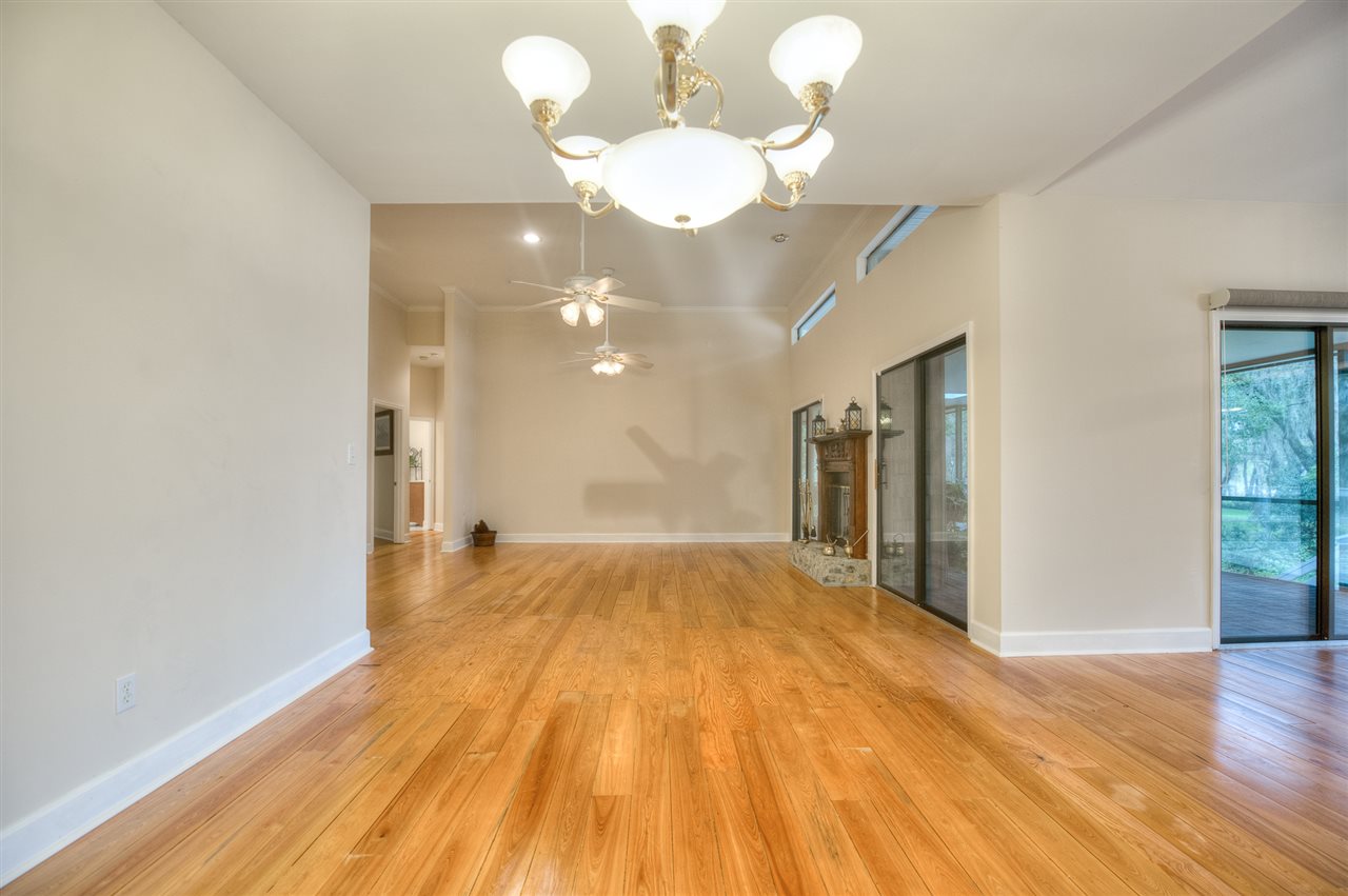 11017 Luna Point Road Tallahassee, FL 32312 - Photo 29 of 36 Gallery Image 29