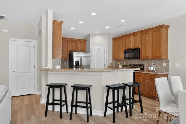 $459,900 | 11008 Burnt Leather Lane, Charlotte, NC 28277