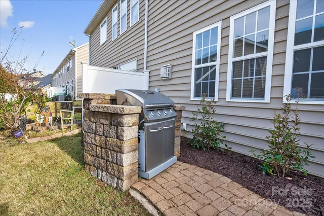 $459,900 | 11008 Burnt Leather Lane, Charlotte, NC 28277