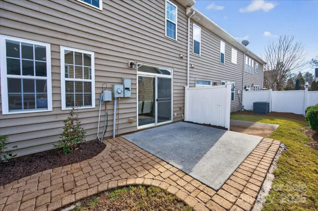 $459,900 | 11008 Burnt Leather Lane, Charlotte, NC 28277