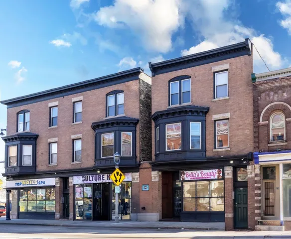 $299,000 | 958 North 27th Street, Unit 960, Milwaukee, WI 53208