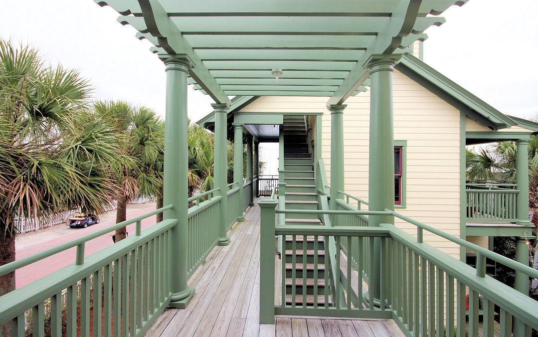147 Grayton Street Santa Rosa Beach, FL 32459 - Photo 39 of 52 a view of balcony with wooden floor and seating