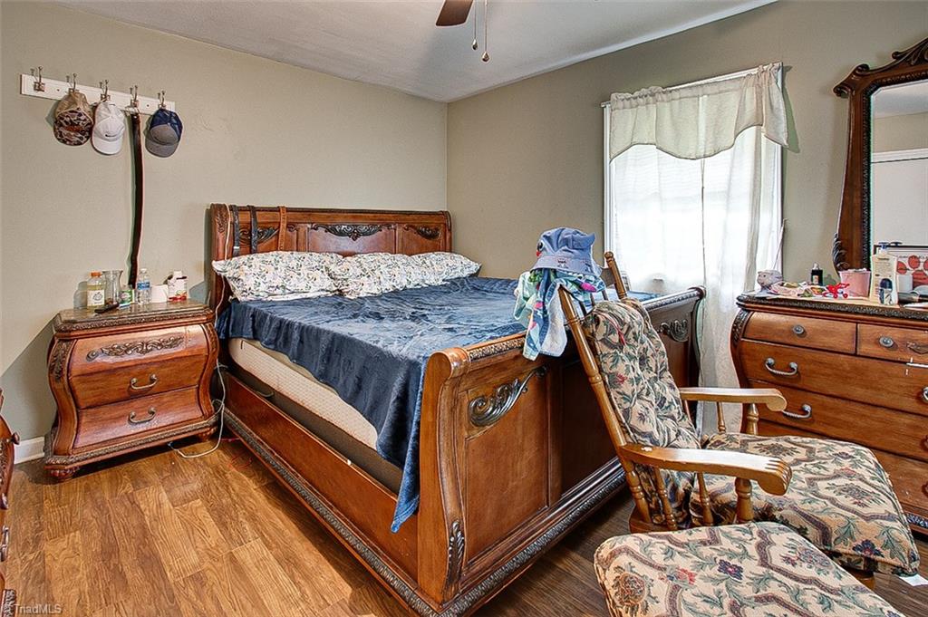 142 Emmanuel Church Road Asheboro, NC 27205 - Photo 18 of 34 3rd Bedroom