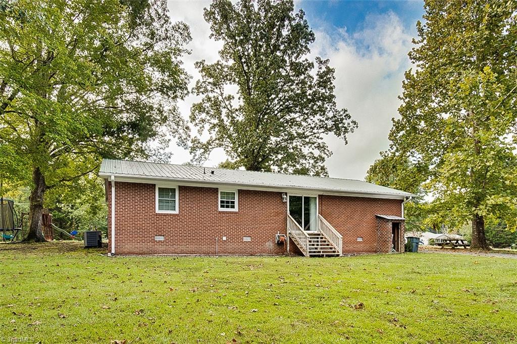142 Emmanuel Church Road Asheboro, NC 27205 - Photo 33 of 34 Back Exterior