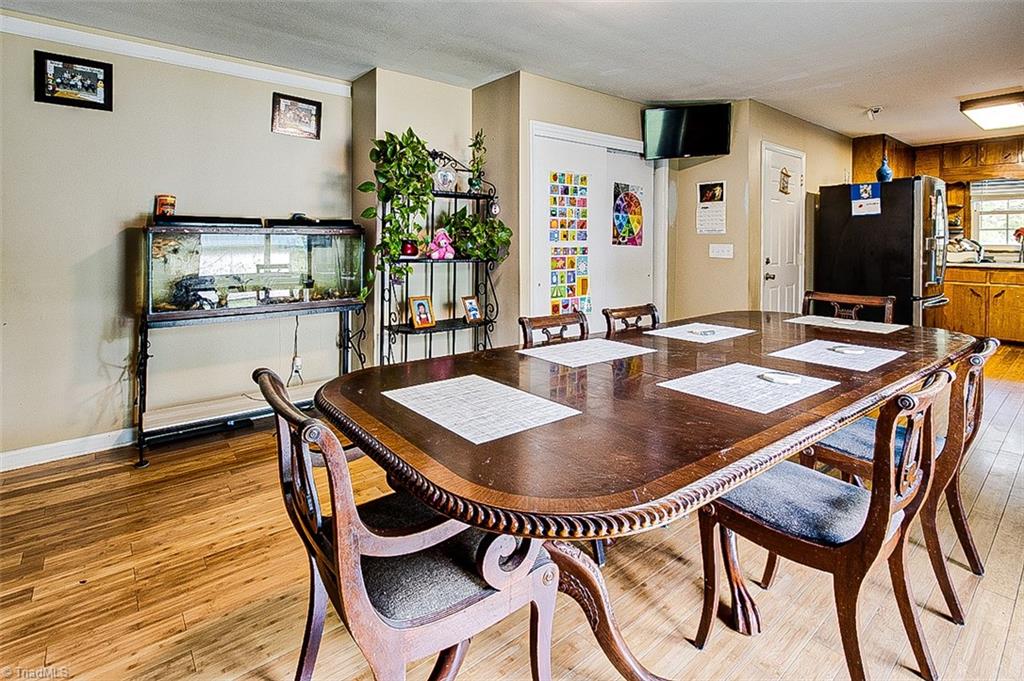 142 Emmanuel Church Road Asheboro, NC 27205 - Photo 10 of 34 Dining Room