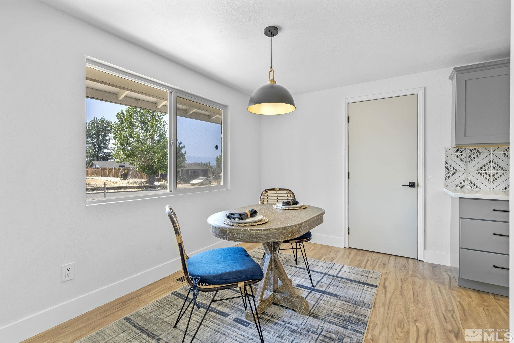 265 Palace Drive Reno, NV 89506 - Photo 8 of 37 Photo 8