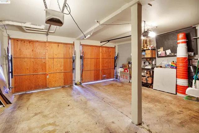 $700,000 | 407 Vista Heights Road, El Cerrito, CA 94530