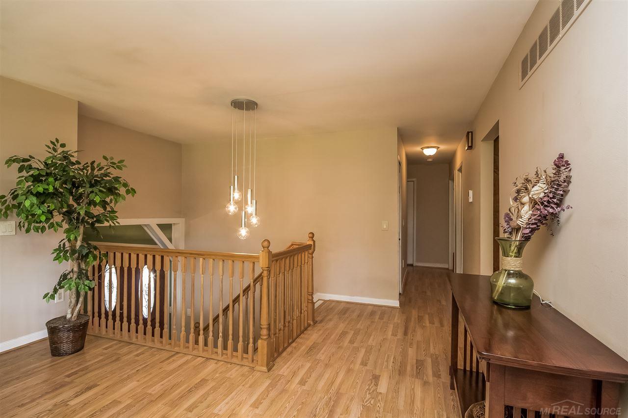 849 Dumont Place Rochester Hills, MI 48307 - Photo 9 of 50