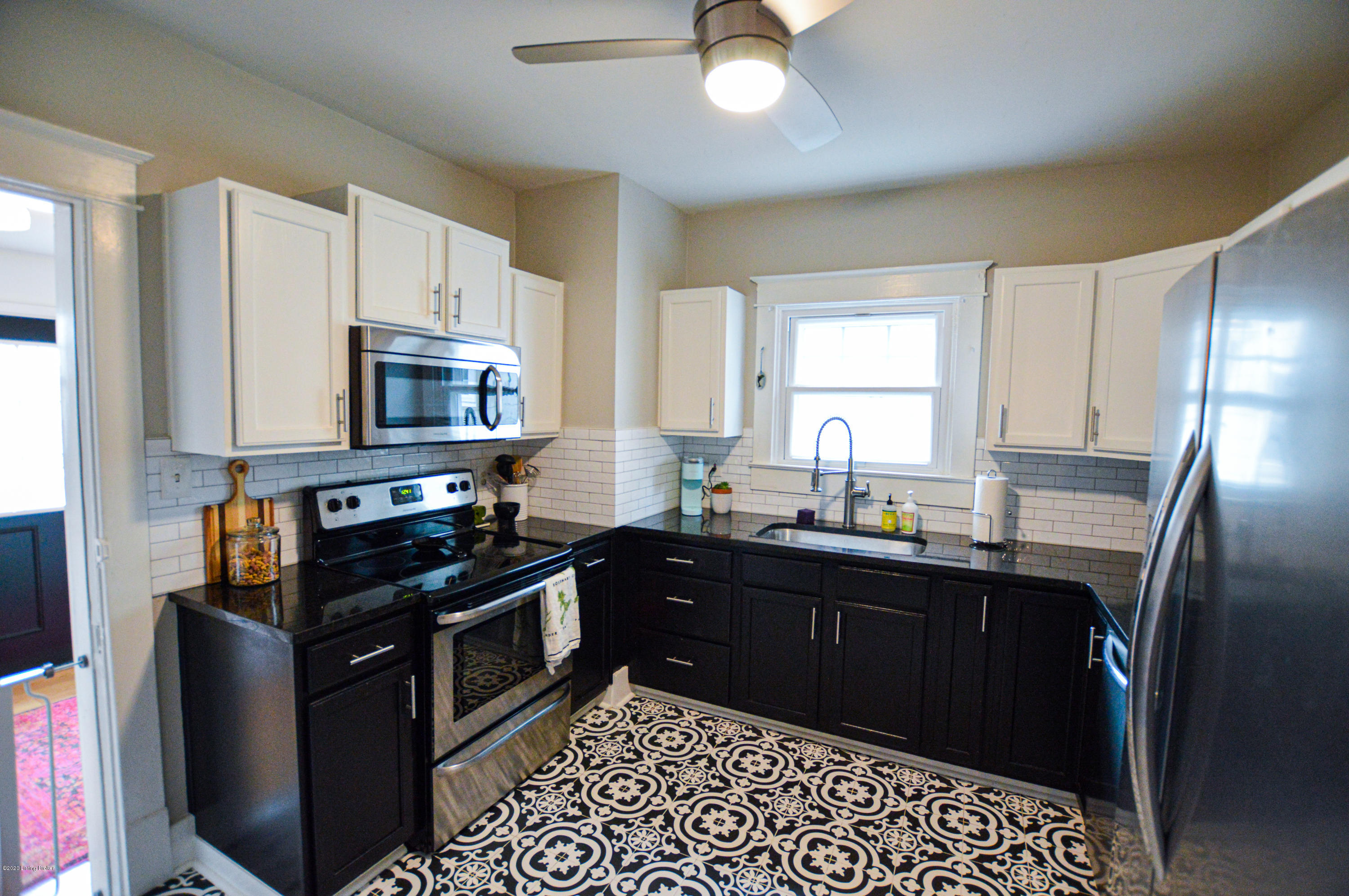 833 Reading Road Louisville, KY 40217 - Photo 12 of 38 Kitchen