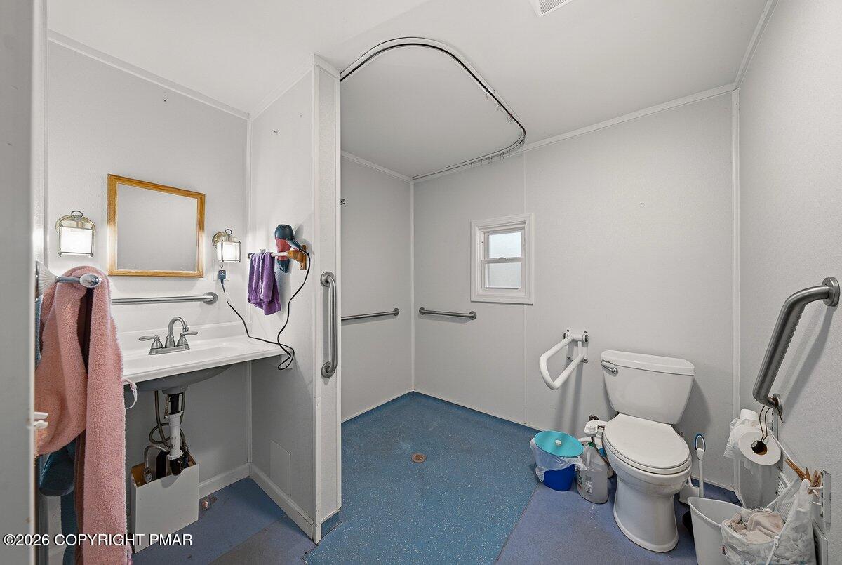 648 Burger Hollow Road Kunkletown, PA 18058 - Photo 20 of 32 HomeView_Media-648_Burger_Hollow_Rd 27