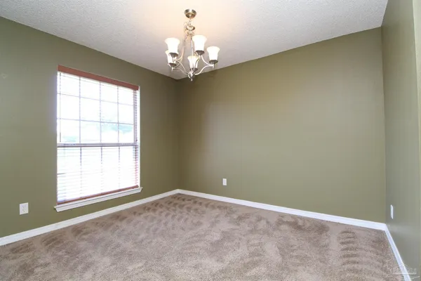 $2,175 | 6462 Sarasota Street, Pensacola, FL 32526