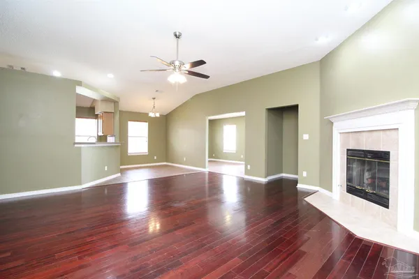 $2,175 | 6462 Sarasota Street, Pensacola, FL 32526