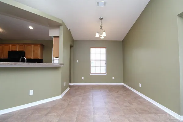 $2,175 | 6462 Sarasota Street, Pensacola, FL 32526