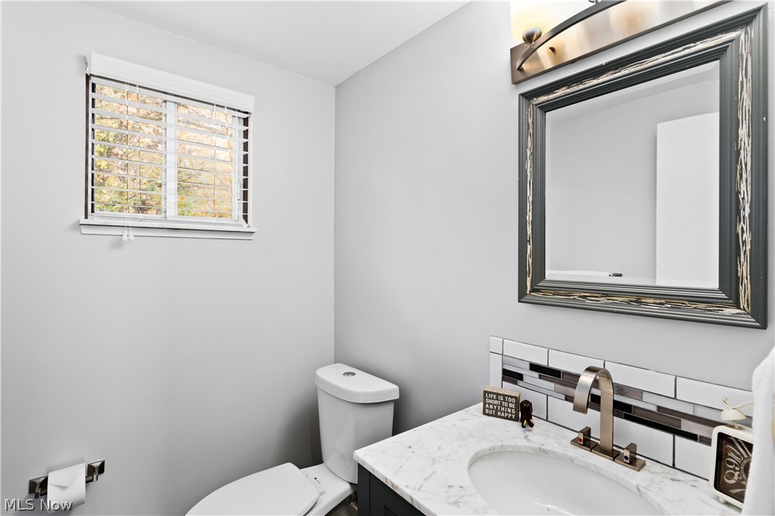 1179 Monarch Road Cleveland, OH 44121 - Photo 4 of 35 First floor hall bath