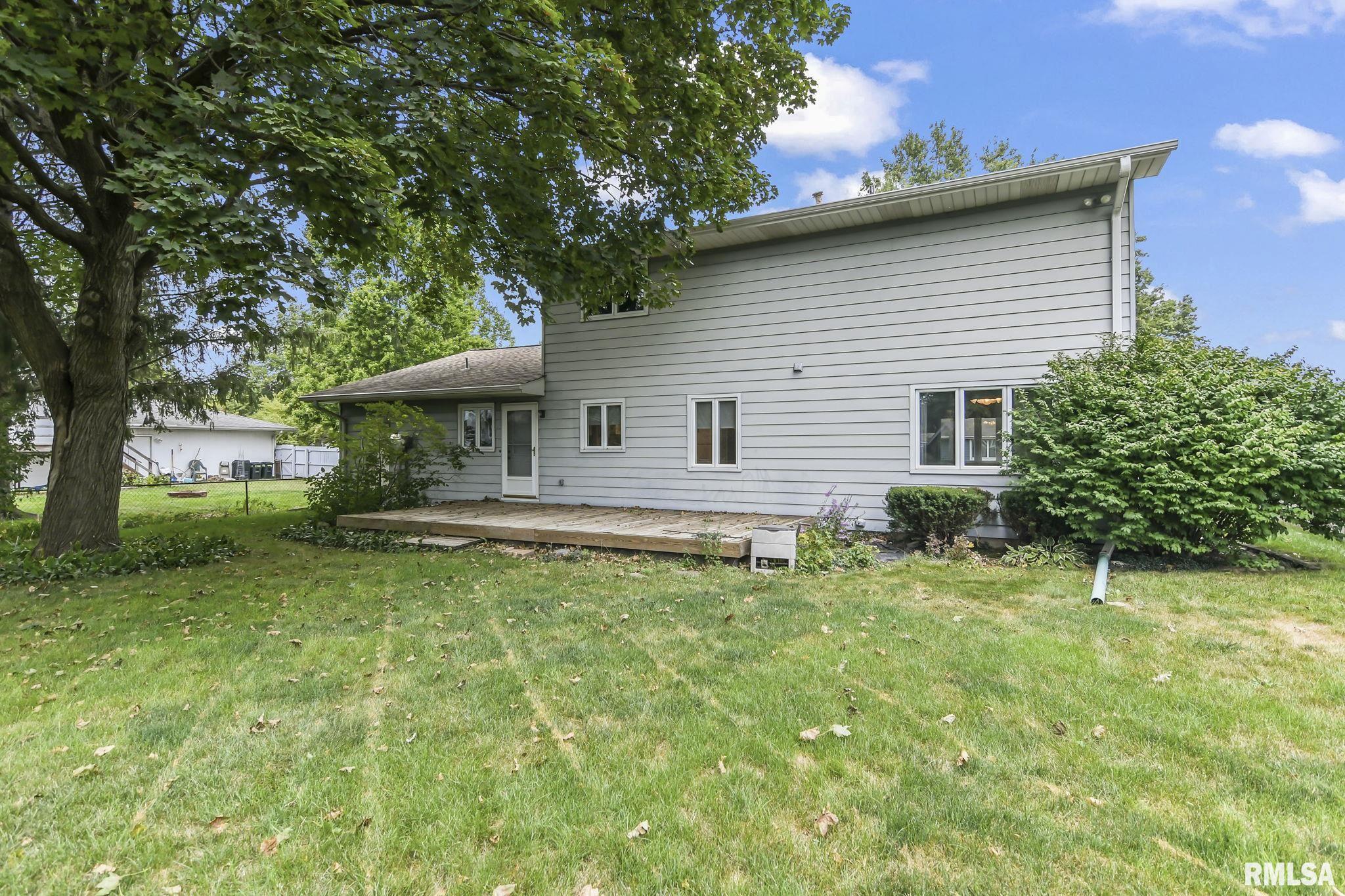 220 Quarterstaff Road Springfield, IL 62704 - Photo 34 of 36