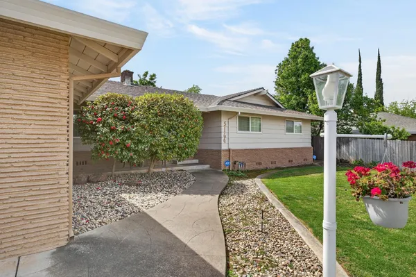 $499,900 | 5164 Patti Jo Drive, Carmichael, CA 95608