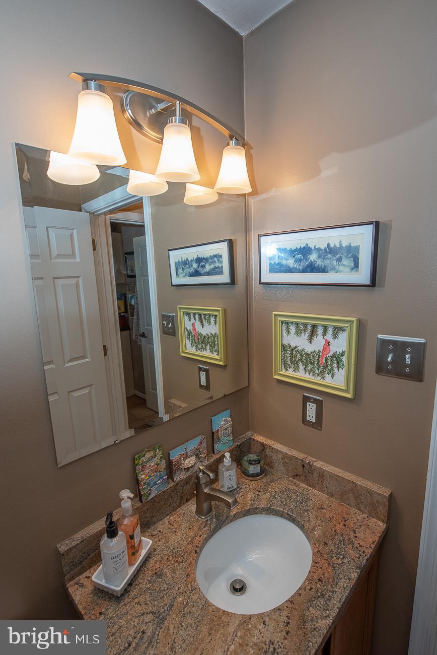 208 Ravenwood Road Exton, PA 19341 - Photo 29 of 77 Gallery Image 29
