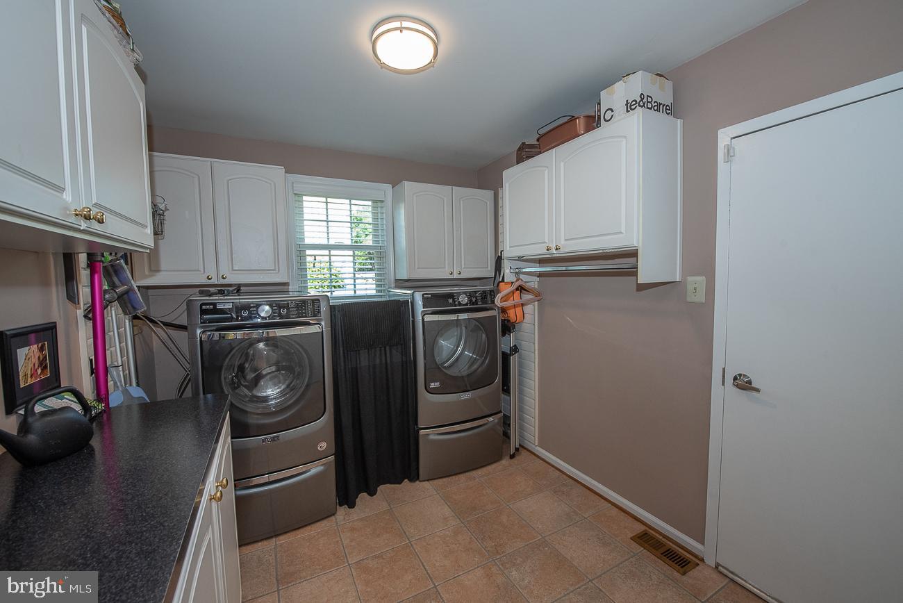 208 Ravenwood Road Exton, PA 19341 - Photo 30 of 77 Gallery Image 30