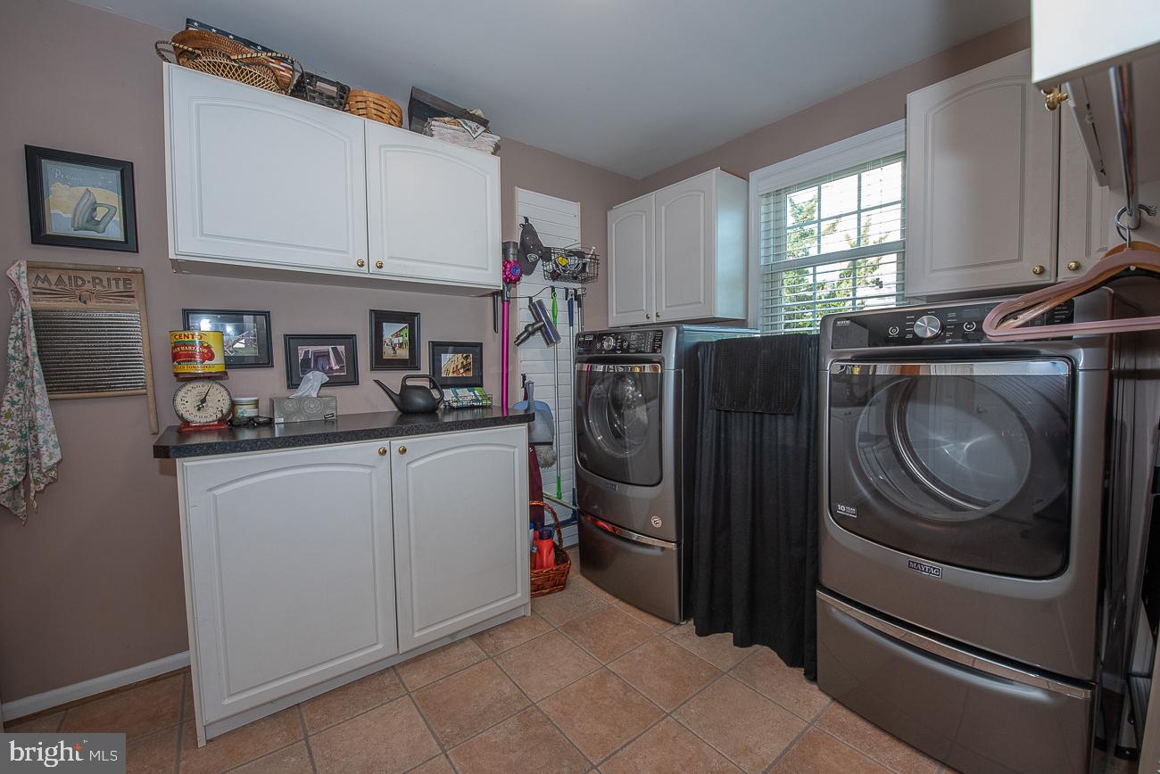 208 Ravenwood Road Exton, PA 19341 - Photo 31 of 77 Gallery Image 31