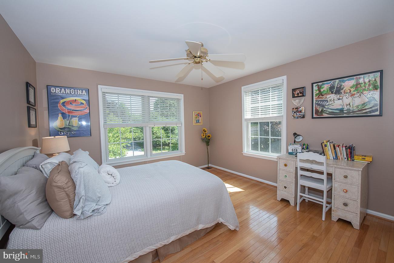 208 Ravenwood Road Exton, PA 19341 - Photo 42 of 77 Gallery Image 42