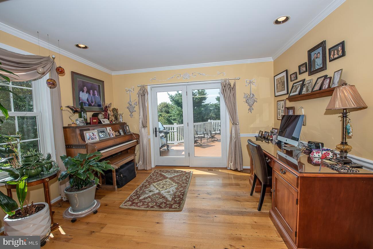 208 Ravenwood Road Exton, PA 19341 - Photo 9 of 77 Gallery Image 9