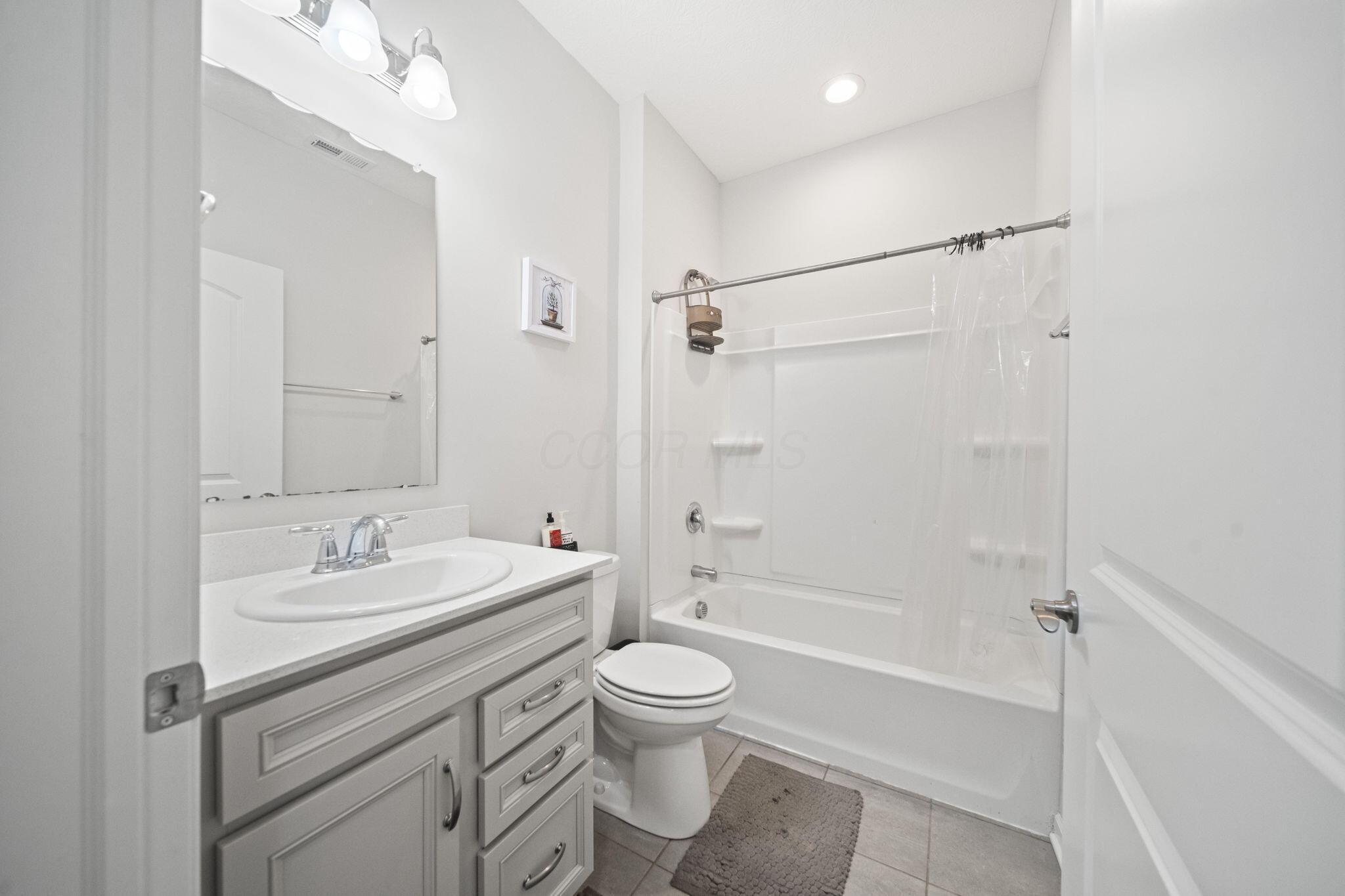 3254 Sinatra Way Powell, OH 43065 - Photo 31 of 69