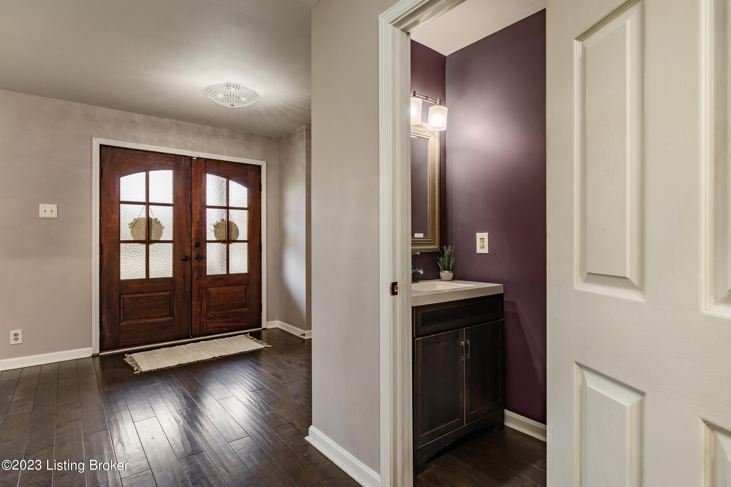 5014 Fox Run Road Buckner, KY 40010 - Photo 17 of 60 19-guest bath