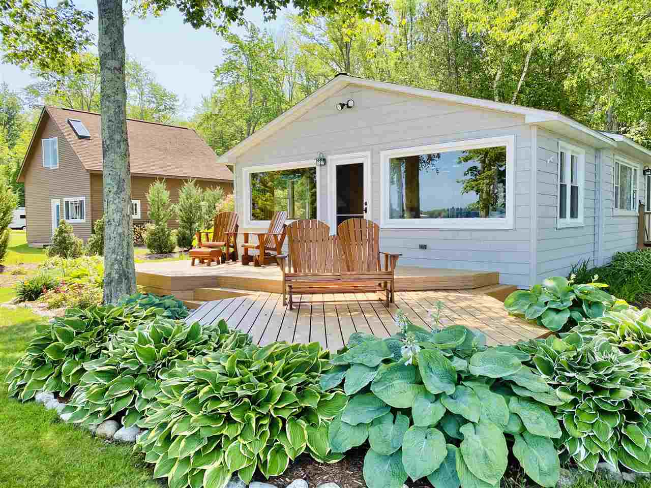 8316 Bay Point Road Beulah, MI 49617 - Photo 17 of 46 1876674-16.JPG