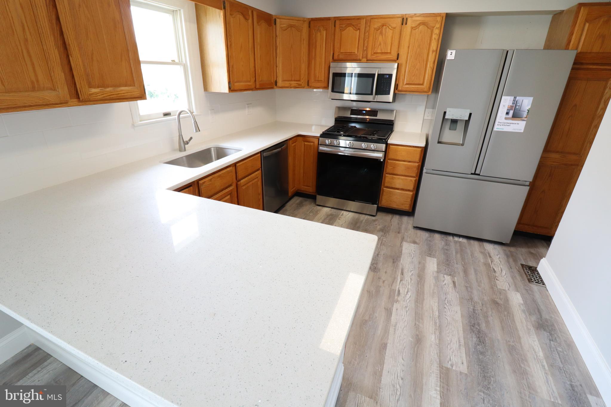 4 Avenal Road Baltimore, MD 21221 - Photo 3 of 45