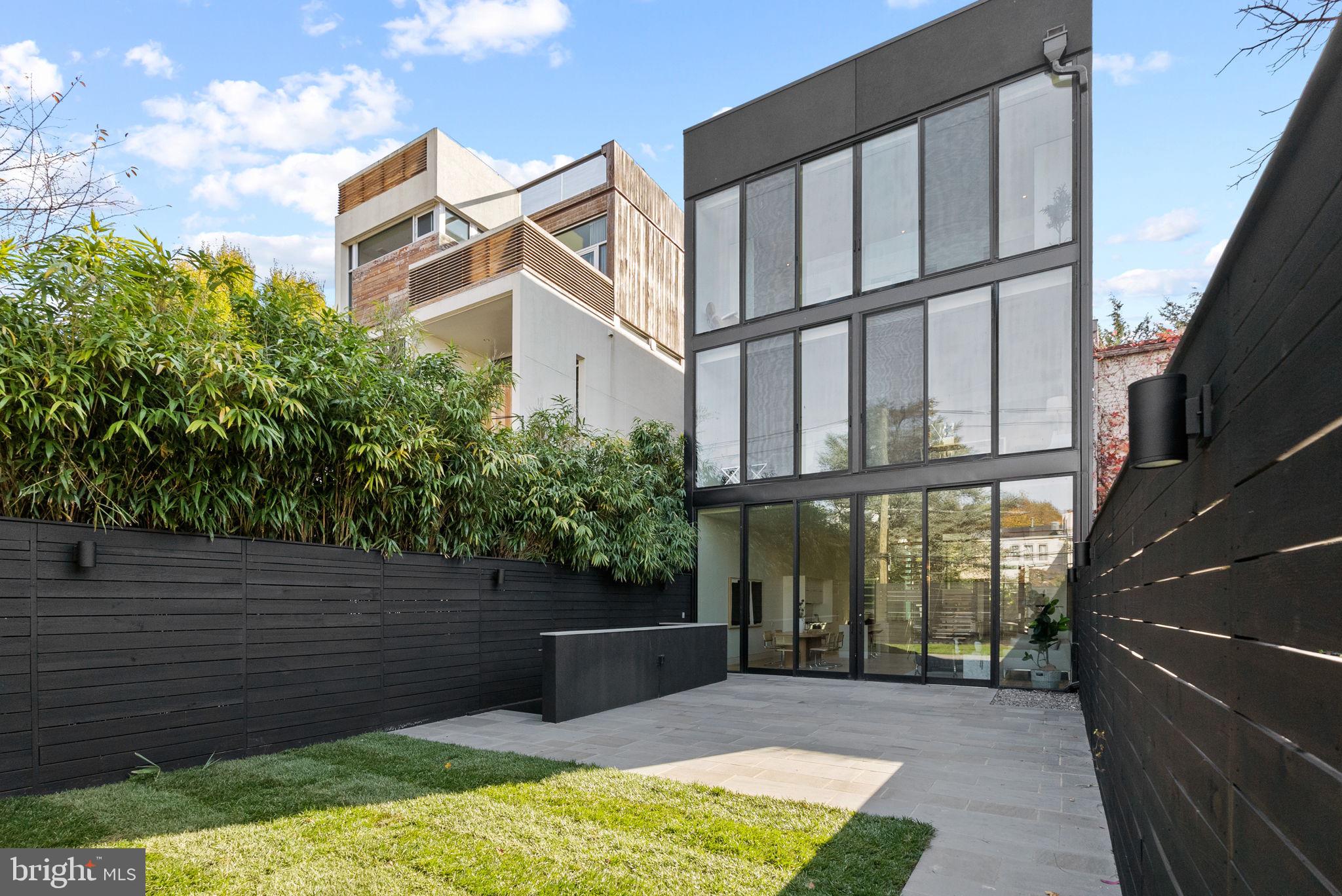 3623 R Street Northwest Washington, DC 20007 - Photo 2 of 87