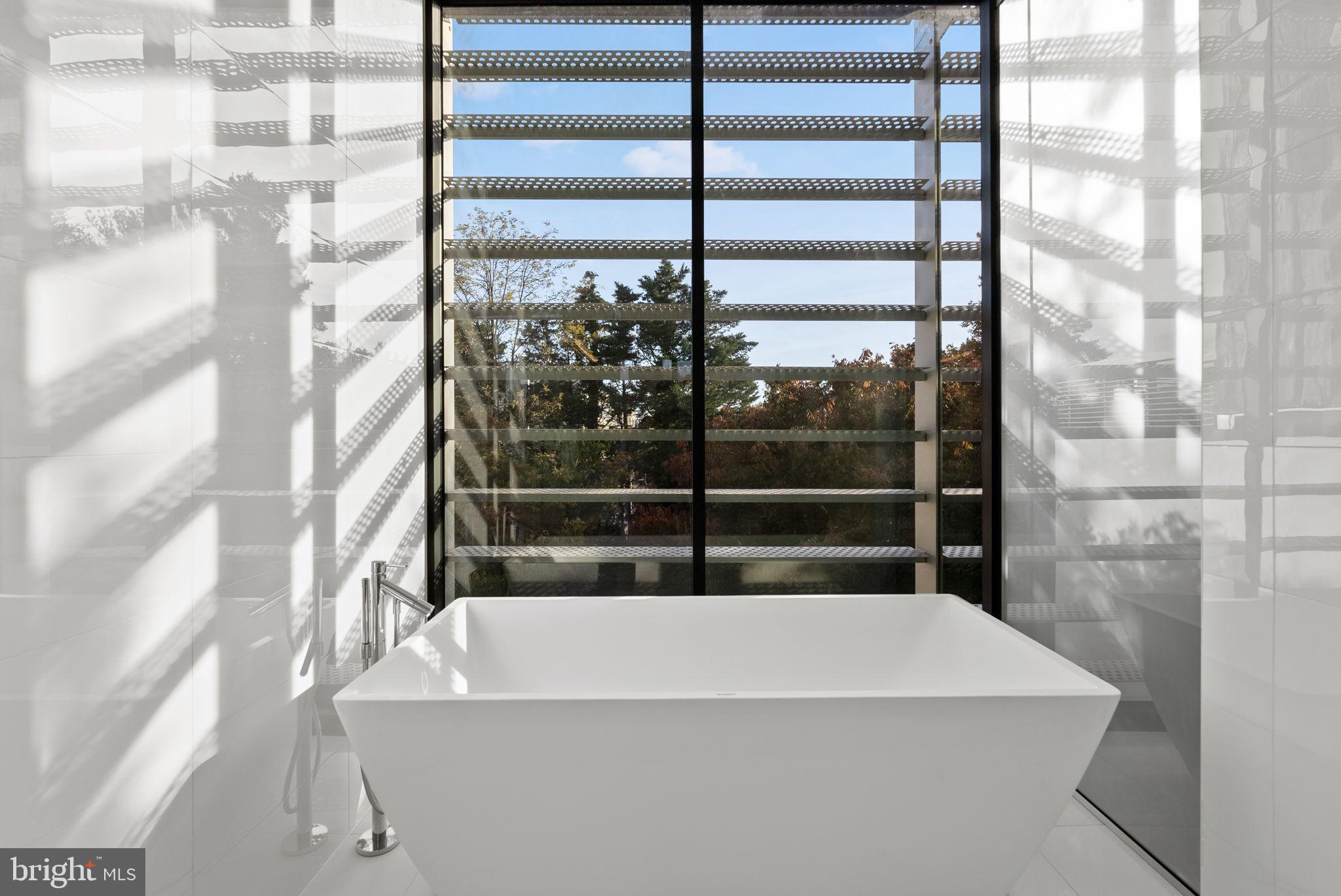 3623 R Street Northwest Washington, DC 20007 - Photo 28 of 87