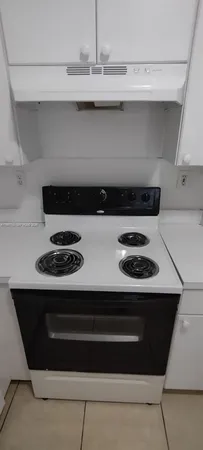 $2,450 | 6940 Northwest 179th Street, Unit 3037, Hialeah, FL 33015