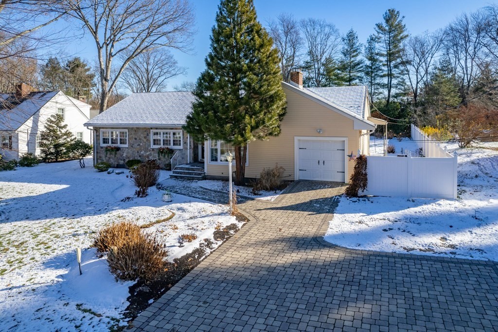 60 Old Post Road East Walpole, MA 02032 - Photo 6 of 41 Gallery Image 6