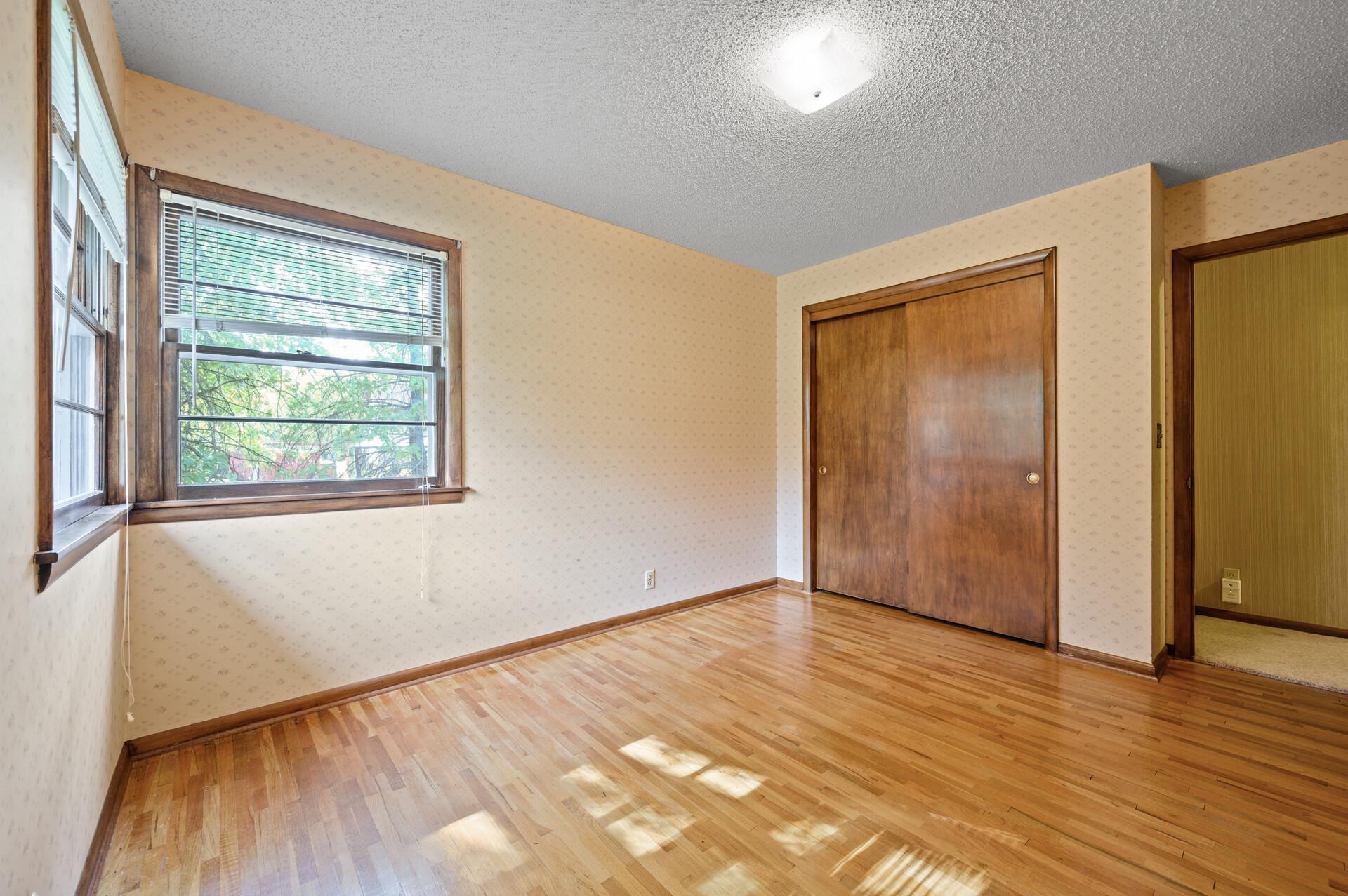 14535 Spring Lake Road Minnetonka, MN 55345 - Photo 25 of 54